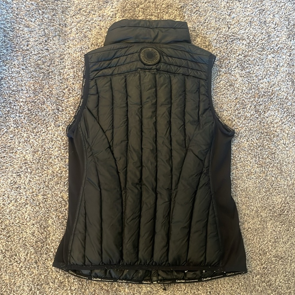 Calvin Klein Performance Black Vest - Picture 10 of 10